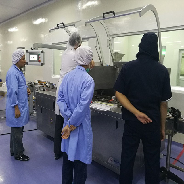 تثبيت آلة الكرتونة لعملاء اندونيسيا