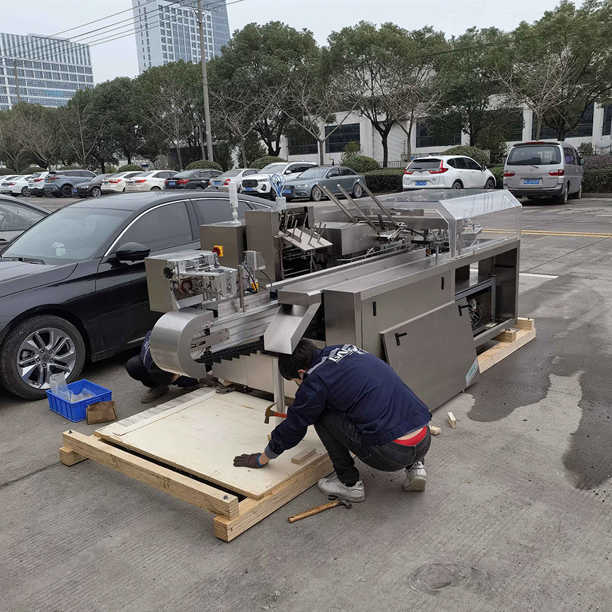 آلة كرتونينغ نفطة إلى بولندا